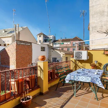 Apartment Granada דירה *