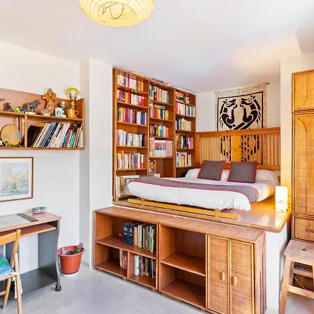 Apartment Granada דירה *